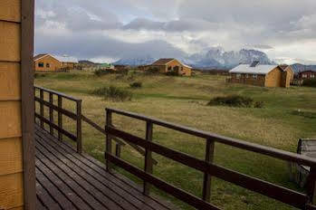 Hosteria Lago Tyndall Torres del Paine National Park ภายนอก รูปภาพ